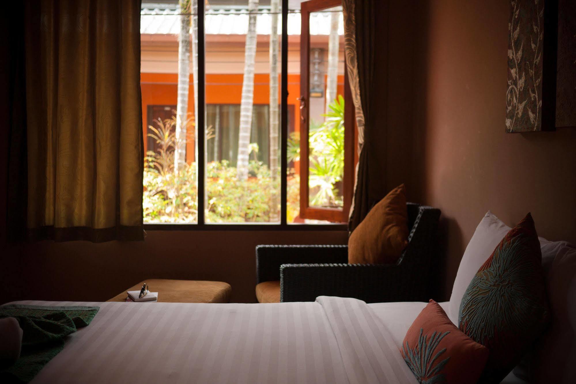 Phuket Siam Villas - Sha Plus Chalong Exterior foto